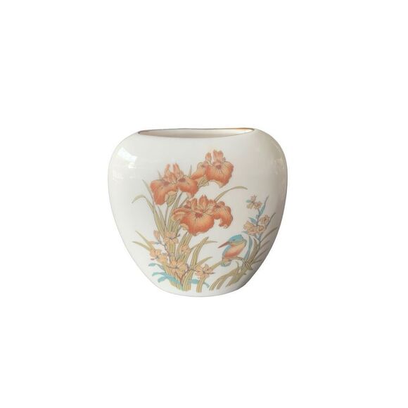 Vintage Shaddy Porcelain Vase Elegant and Exquisite Japanese Craftsmanship Bird - Picture 1 of 11